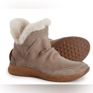 TAOS Future Mid Boots - Suede (For Women)
